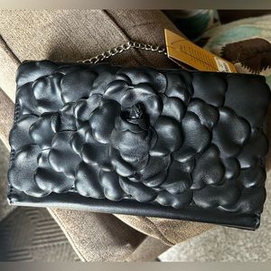 Brand New!!!! Patricia Nash Leather Galina 3D Petal Crossbody in Black